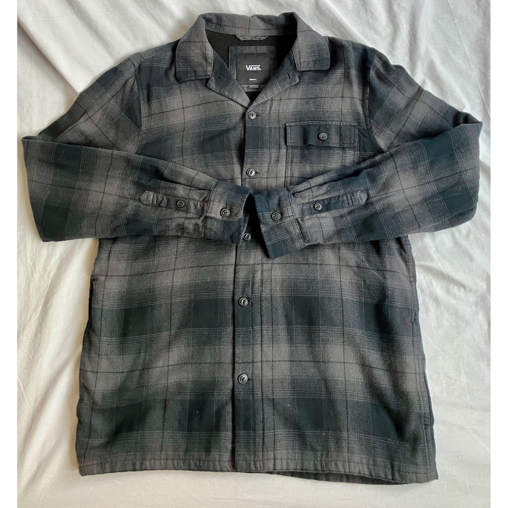 Vans Classic Fit Thick Plaid Shacket  Small Black Gray Button Front Flannel